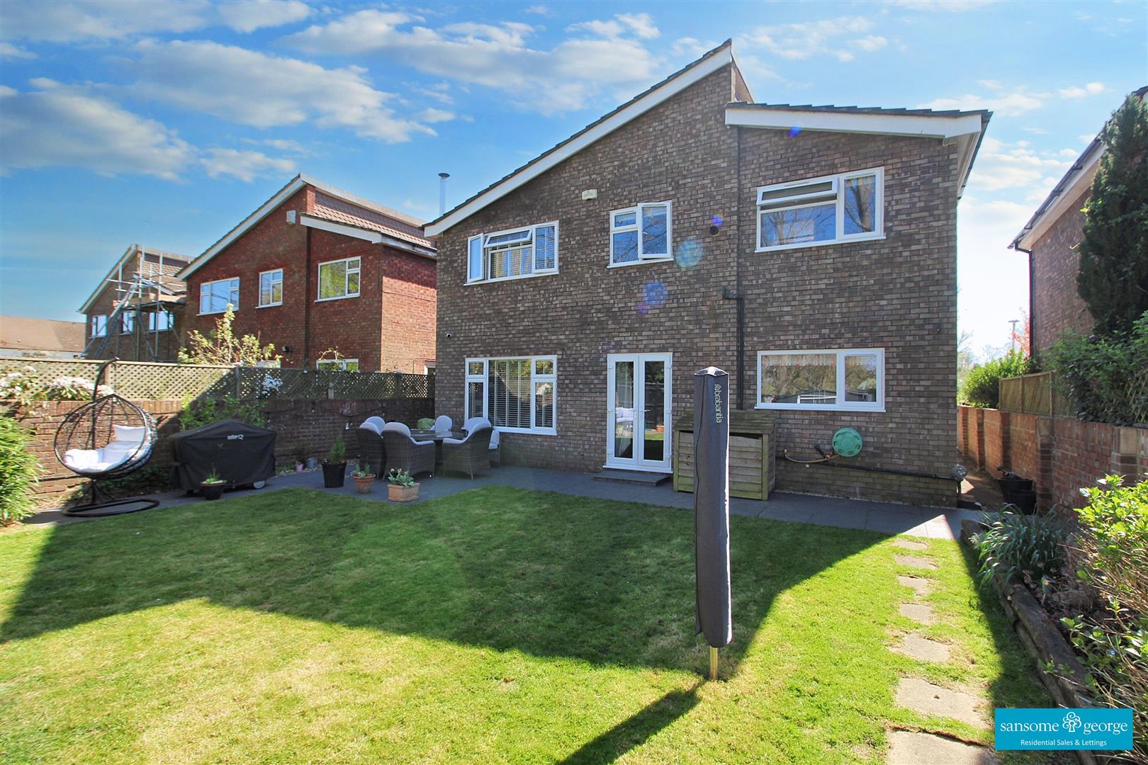 Larissa Close, Tilehurst, Reading